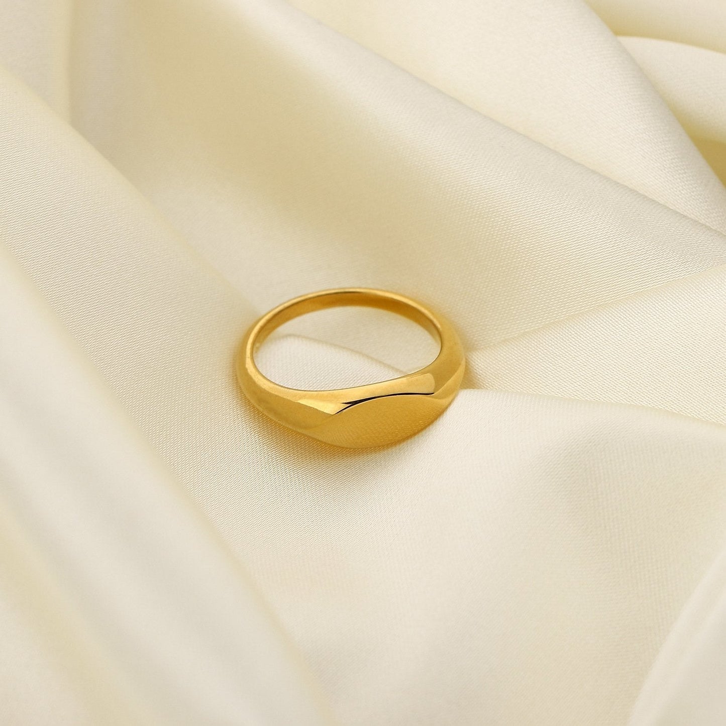 Tory Signet Ring