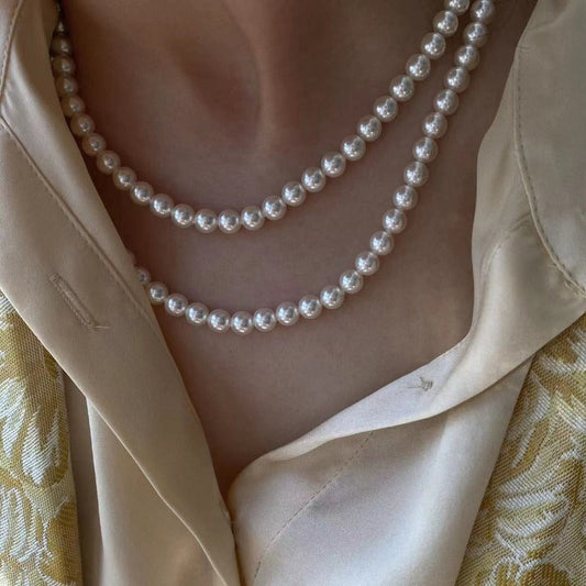 Minimalist Pearl Necklace
